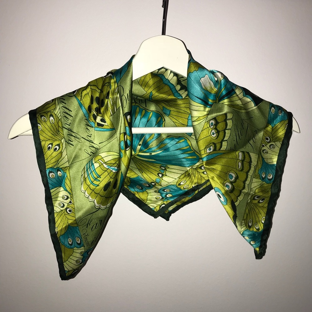 🚨‼️SALE‼️🚨 Butterfly Necktie Scarf - Picture 3 of 3